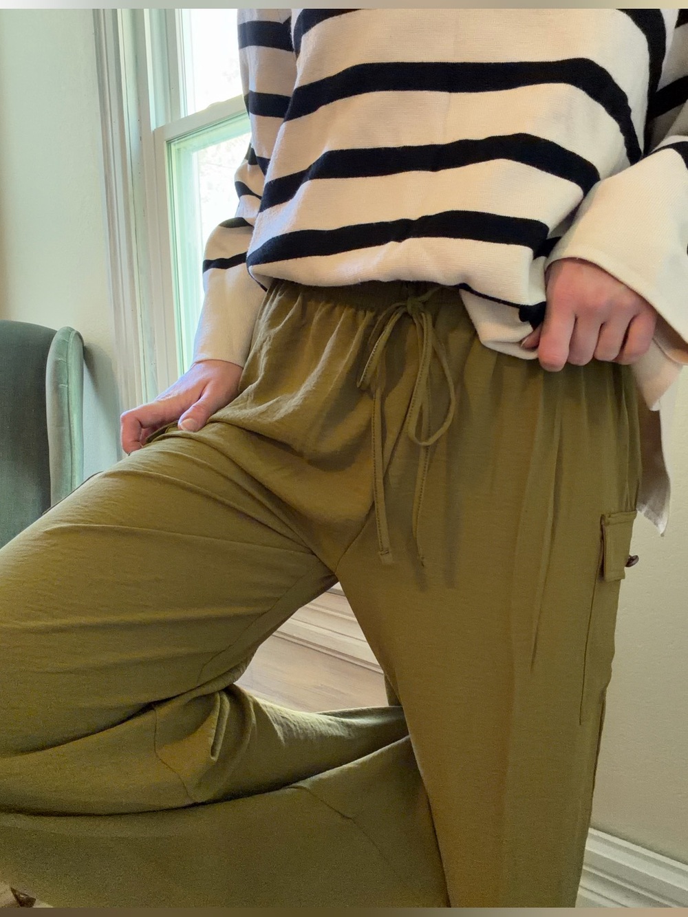 One by chapter one NWT Green Stretch HighWaist Pull On Wide Leg Minimalist Pants